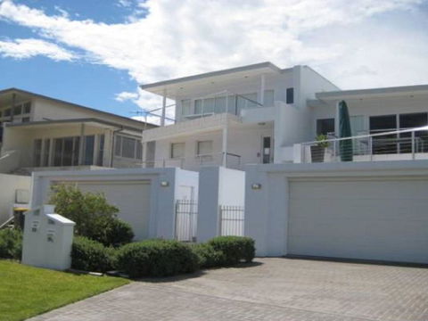Ultimate Beach House 19a Graham Street Views Peace & Quiet - Darwin Holiday 4