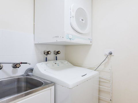 23 Bay Parklands 2 Gowrie Avenue Little Beach Air Con Pool & Tennis Court - Darwin Holiday 5