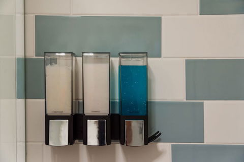 Rare Modern Unit W Private Fenced Garden Close To The Beach PC3 - Darwin Holiday 4