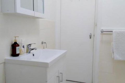 Large 5 Bedroom House With Wifi & Netflix Close To Taronga Western Plains Zoo - Darwin Holiday 2