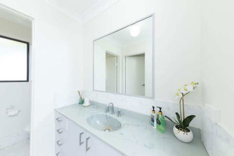 Renas Court Unit 8 - Darwin Holiday 4