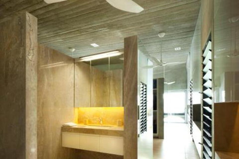 The Edge Port Douglas - Darwin Holiday 2