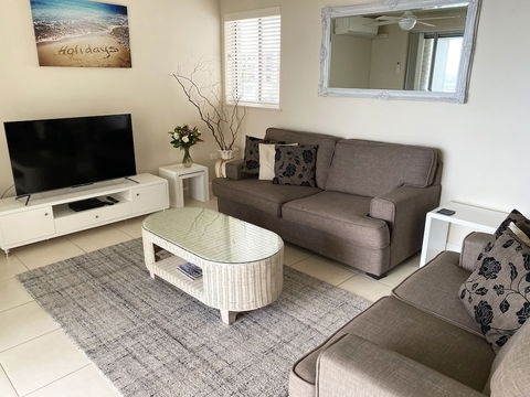 El Sandi Unit 07 - Darwin Holiday 1