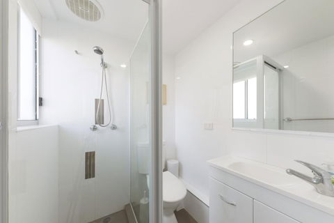 El Sandi Unit 07 - Darwin Holiday 3