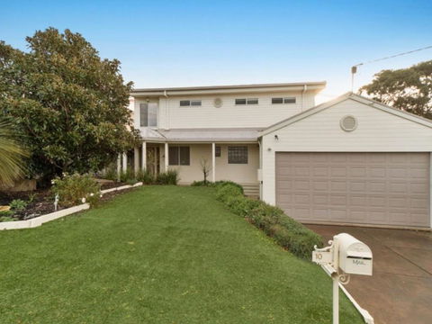 Bellevue - Darwin Holiday 3