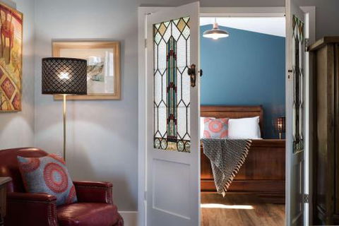 The Blue Barn - Darwin Holiday 2