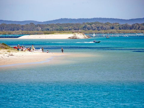 Champagne Court 1 With Water Views - Darwin Holiday 2