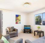 Aquarius 9 Opposite Wallis Lake - Darwin Holiday