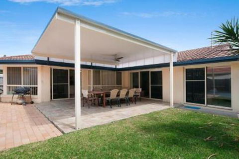 Seachange Foxtel Netflix WiFi - Darwin Holiday 0