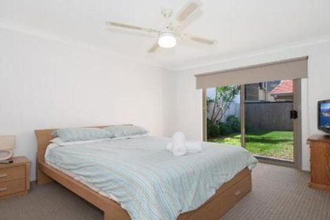 Seachange Foxtel Netflix WiFi - Darwin Holiday 5