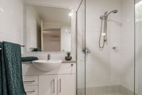 Oceanic 3 - Darwin Holiday 2