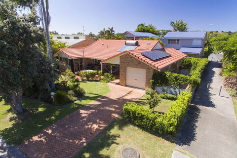 SECRET GARDEN WiFi Netflix Pet Friendly - Darwin Holiday 6