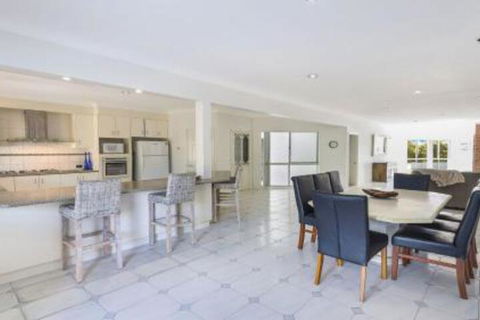 Serendipity Large Family Home - Darwin Holiday 6