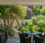 Retreat on Fourth - Darwin Holiday