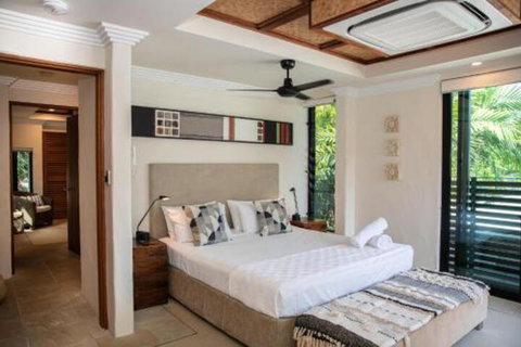 Sunrise On Four Mile Port Douglas - Darwin Holiday 7