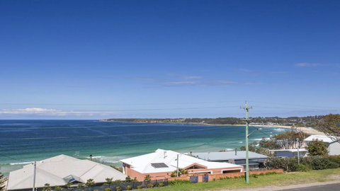 143 Mitchell Pde Magnificent Outlook - Darwin Holiday 1