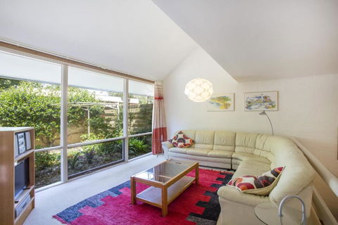6 / 1 Riversdale Ave Mollymook Exclusive - Darwin Holiday 6