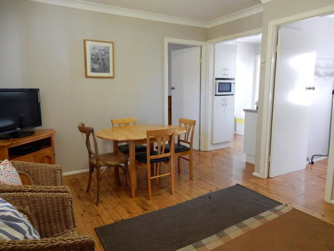 2 / 9 Donlan Rd Delightful Donlan - Darwin Holiday 4