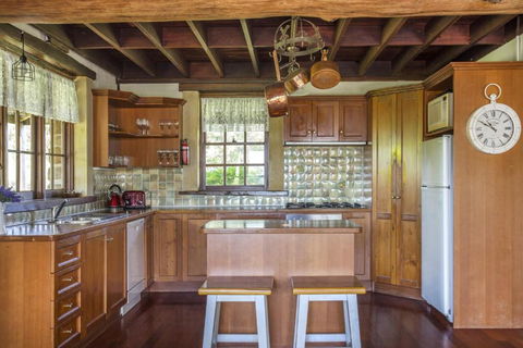 Stone Cottage - Darwin Holiday 2