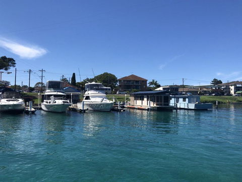 9 Braemar Skip Hop & Jump From Everything - Darwin Holiday 2