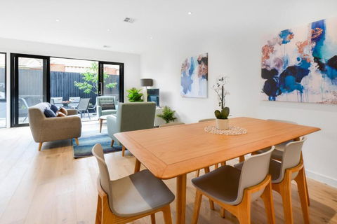 BOUTIQUE STAYS Murrumbeena Place 2 - Darwin Holiday 6