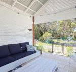 Little Beach House 4 James Crescent Little Beach with air con WiFi  boat parking - Darwin Holiday