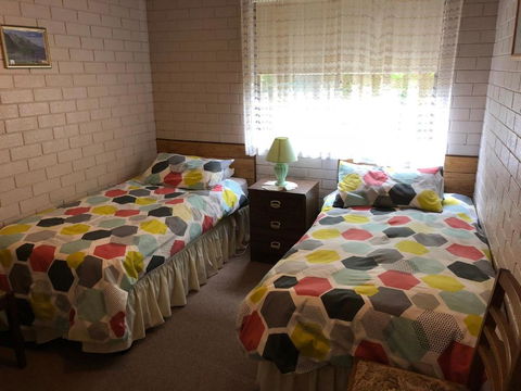 Flat 1 / 15 Dalmeny Drive - Darwin Holiday 2