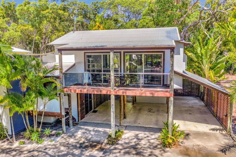 Geckos Rest Rainbow Shores Executive Beach House Pet Friendly Pool Wi Fi - Darwin Holiday 6