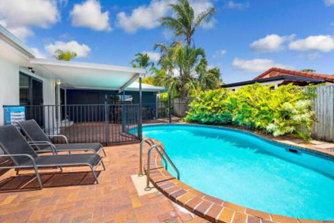 Sunyata Beach House Rainbow Beach Beachside Escape With A Pool Pet Friendly & Wi Fi - Darwin Holiday 0