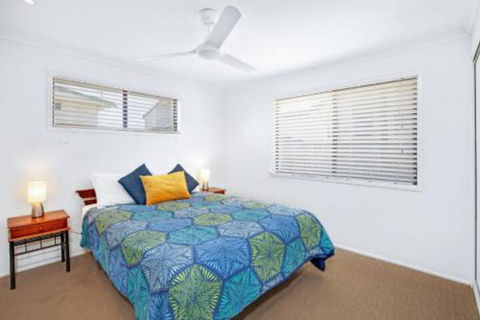 Sunyata Beach House Rainbow Beach Beachside Escape With A Pool Pet Friendly & Wi Fi - Darwin Holiday 2