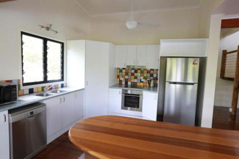 25 Naiad Court Rainbow Shores The Ultimate Beachside Executive Property Air Conditioned - Darwin Holiday 5