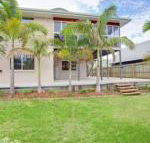 29 Cypress Avenue Rainbow Beach Close to the beach with a pool - Darwin Holiday