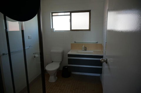 2 29 Rumbalara Avenue Rainbow Beach Bring Your Dog Or Your Cat Or Bring Both Free Wi Fi - Darwin Holiday 3