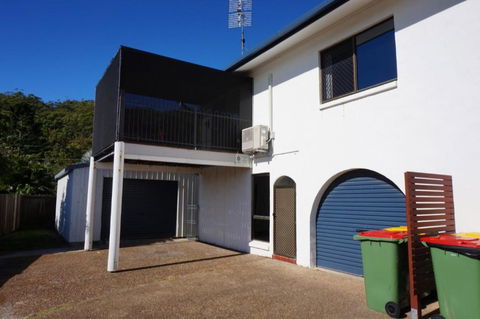 2 29 Rumbalara Avenue Rainbow Beach Bring Your Dog Or Your Cat Or Bring Both Free Wi Fi - Darwin Holiday 2