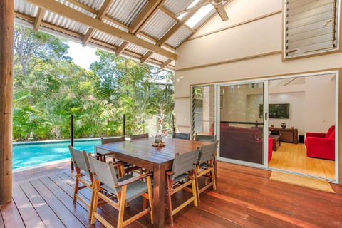 7 Naiad Court Rainbow Shores Perfect Beach House Swimming Pool & Walk To Beach Aircon Wi Fi - Darwin Holiday 3
