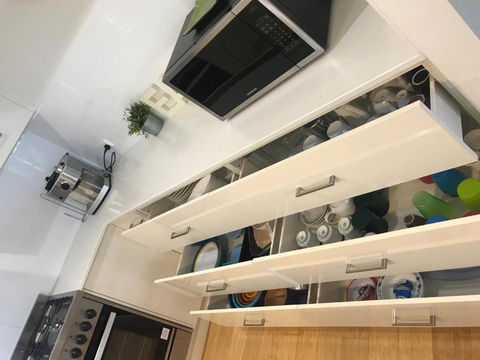 15 Esprit Drive Rainbow Shores Gorgeous Modern Beach House - Darwin Holiday 4