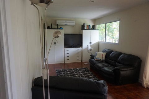 27 Carlo Road Rainbow Beach Affordable Family Beach House - Darwin Holiday 3