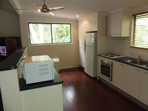 8 Orania Court Rainbow Shores Privacy Peace & Quiet - Darwin Holiday 4