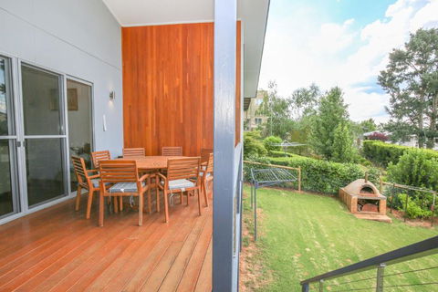 Leader Views - Darwin Holiday 3