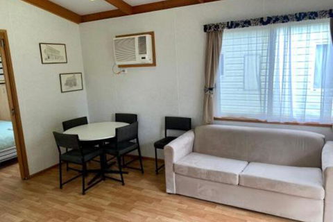 Tatura Cabin & Caravan Park - Darwin Holiday 0