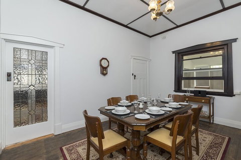 White Rocks - Darwin Holiday 7