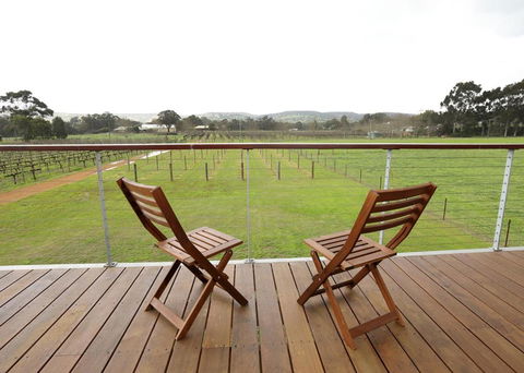 Lot113 Vineyard Accommodation - Darwin Holiday 2