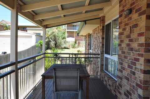 23 Carlo Road Lowset Family Home Within Walking Distance To The Shopping Centre. Pet Friendly - Darwin Holiday 1