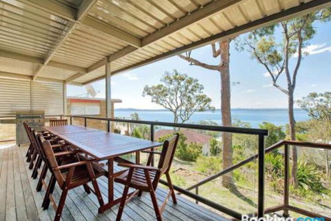 Catch Of The Day 72 Government Road Great House With Water Views - Darwin Holiday 0