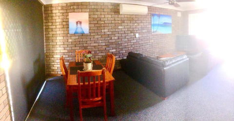 Geraldton Holliday Villas - Darwin Holiday 4