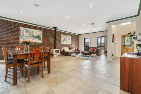 Villa Di Morcone By The Bay - Darwin Holiday 5