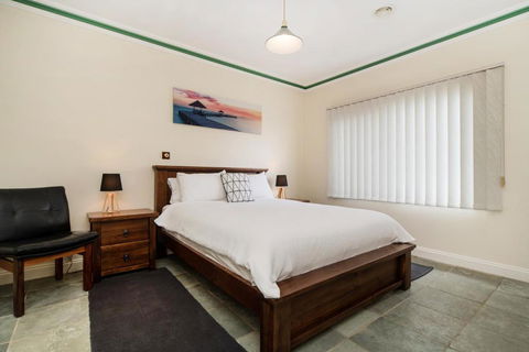 Villa Di Morcone By The Bay - Darwin Holiday 4