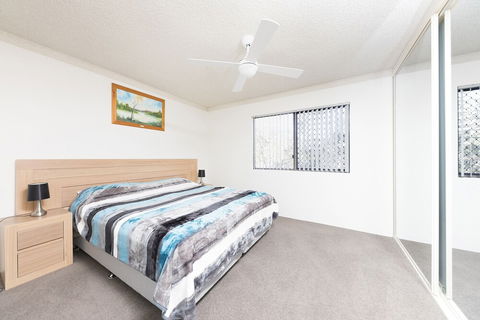 Breakers 3 - Darwin Holiday 3