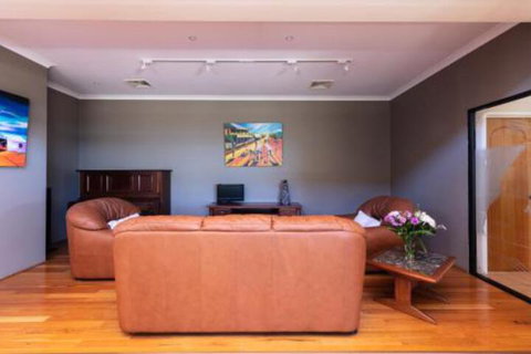 Maidstone Executive Residence - Darwin Holiday 5