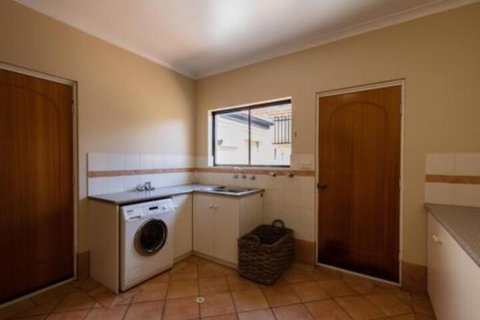 Maidstone Executive Residence - Darwin Holiday 7